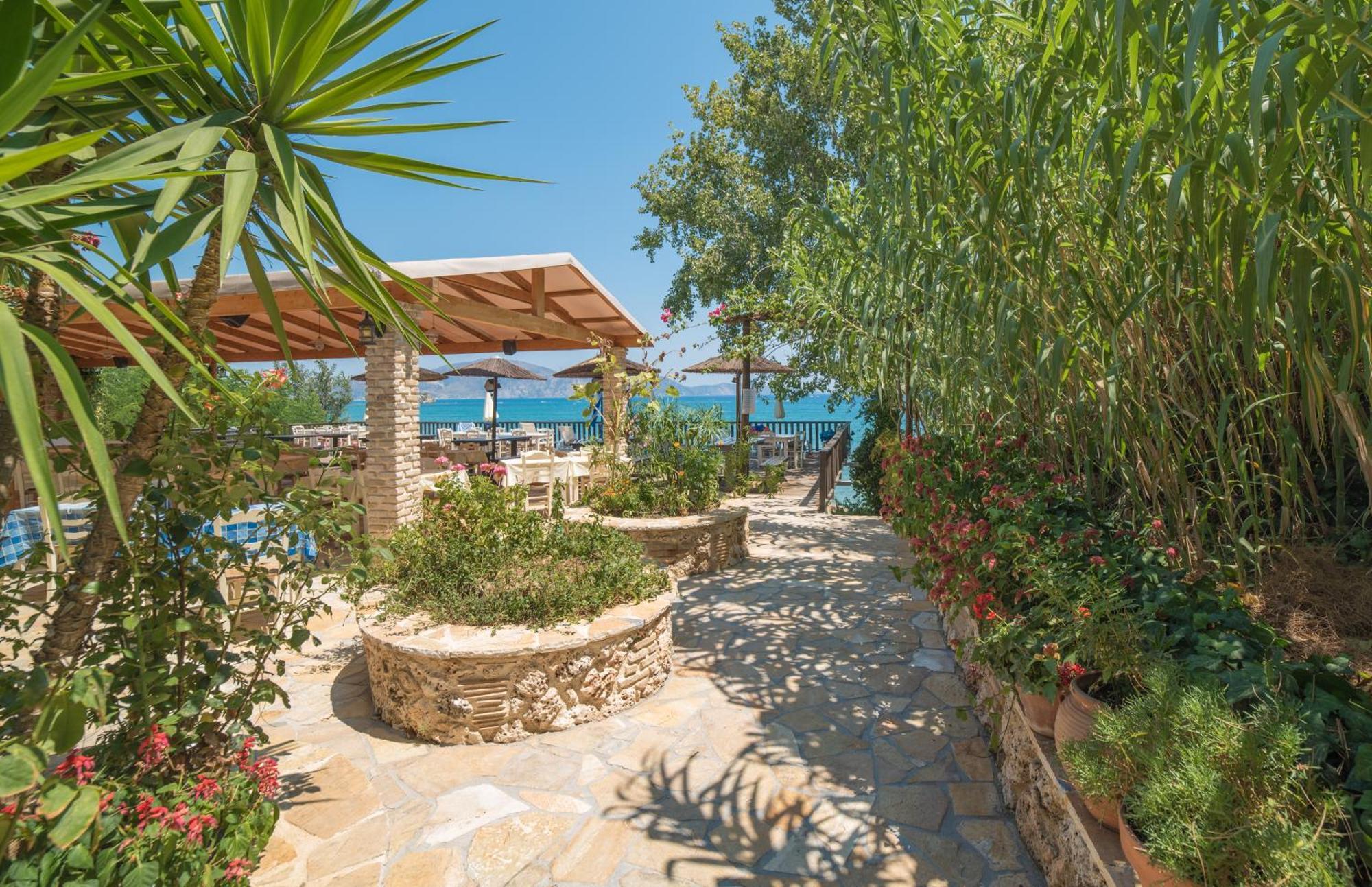 Hotel Porto Koukla Beach Agios Sostis  Exterior foto